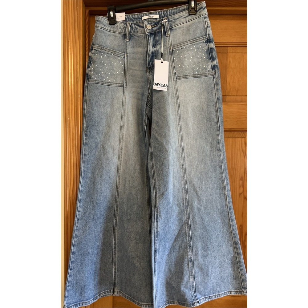 Bayeas women's Mid Rise Wide 28 Jeans Rhinestones On Pockets Light Wash - Picture 1 of 8